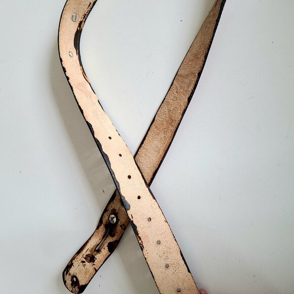 Handmaid McNeill leather belt Western design with horses and metal details. - Picture 4 of 10